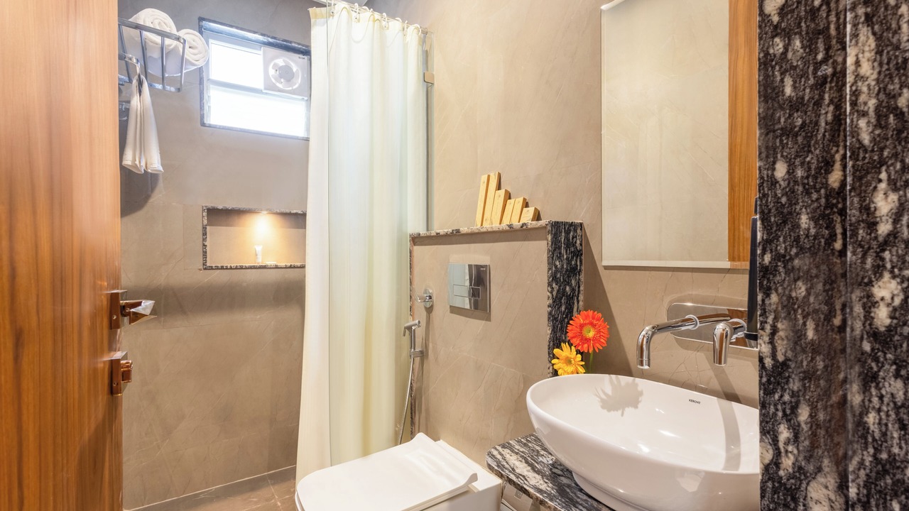 Photo of Bathroom in Chandrapur