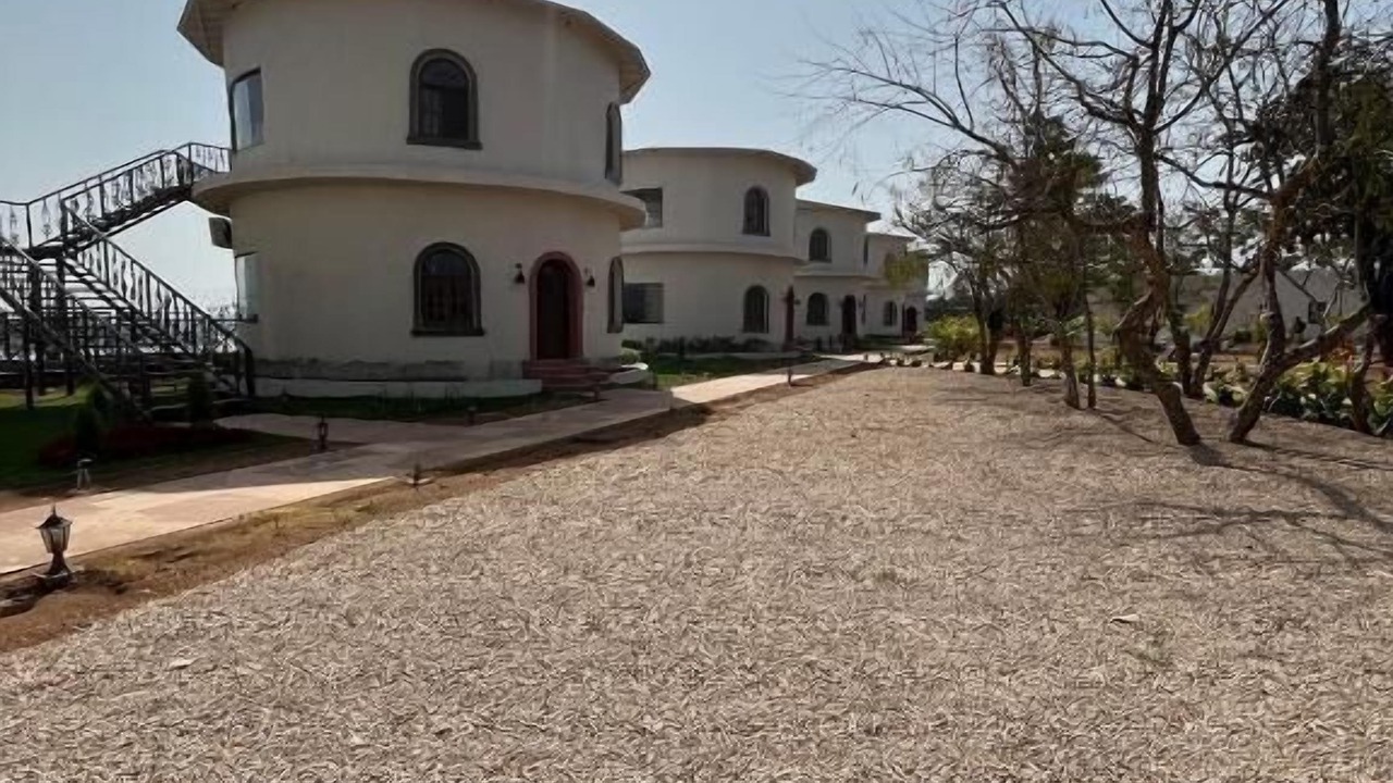 Photo of Outdoor in Surwaya