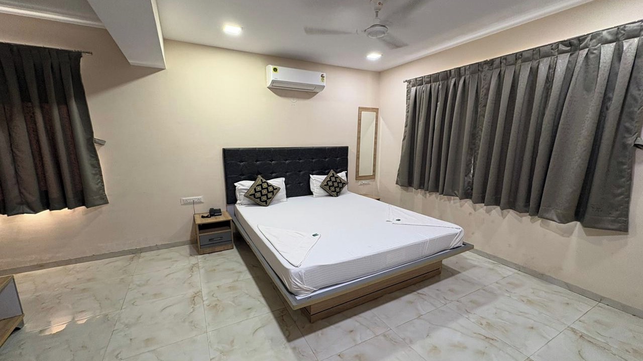 Photo of Bedroom in Rabale