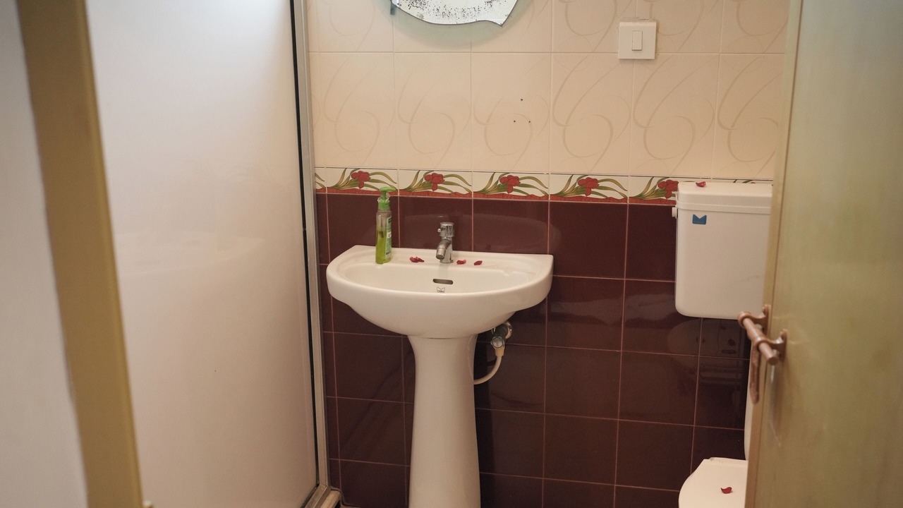 Photo of Bathroom in Vypin
