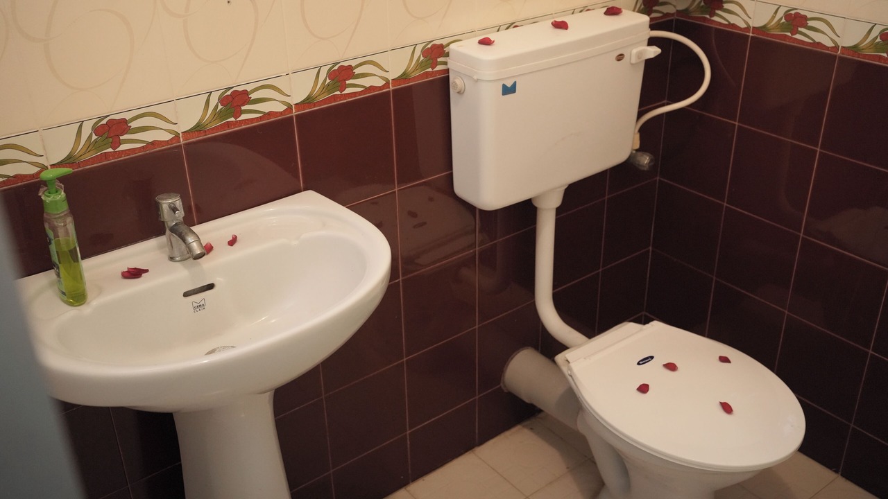 Photo of Bathroom in Vypin