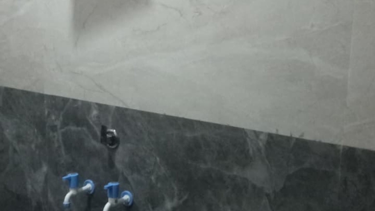 Photo of Bathroom in Kalmeshwar
