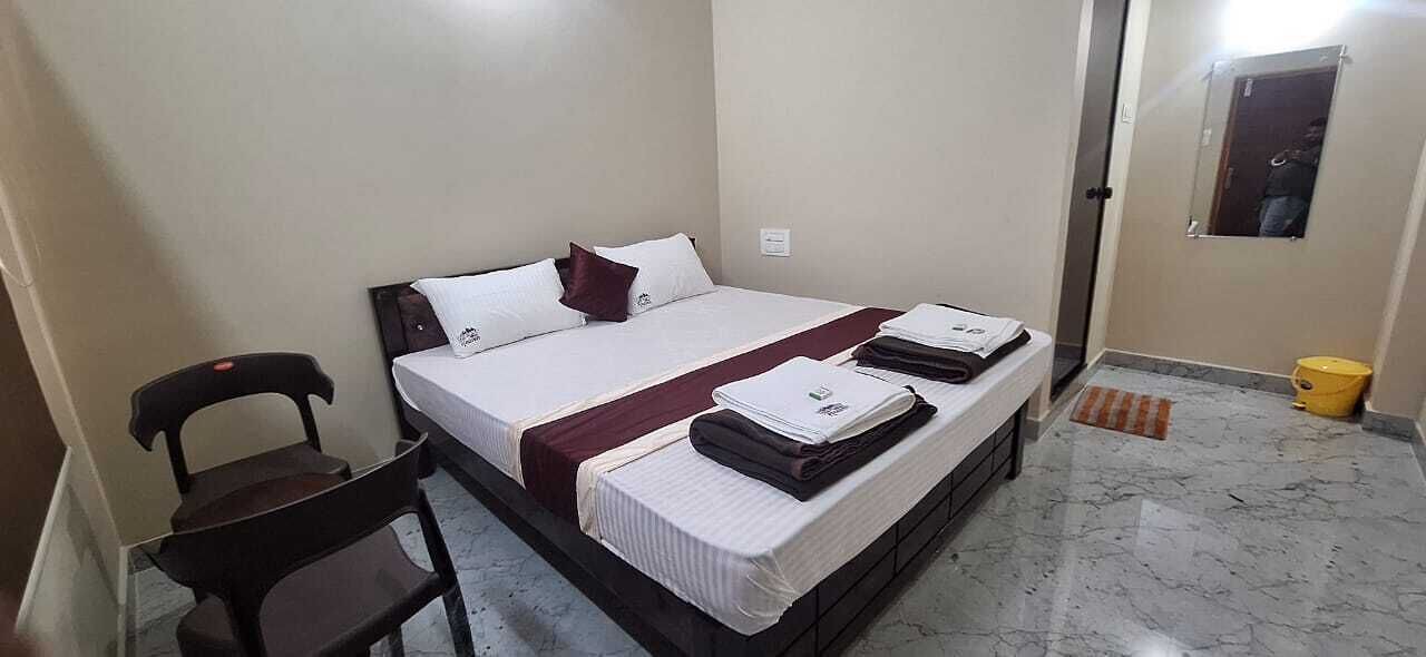 Photo of Bedroom in Murudeshwara