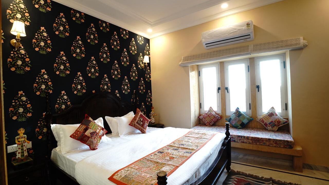 Photo of Bedroom in Amar Sagar Pol