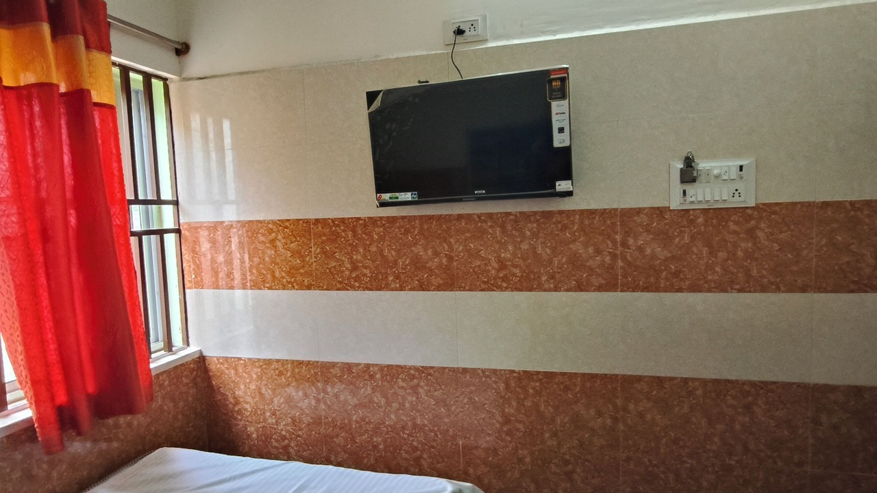 Photo of Bedroom in Sholinghur