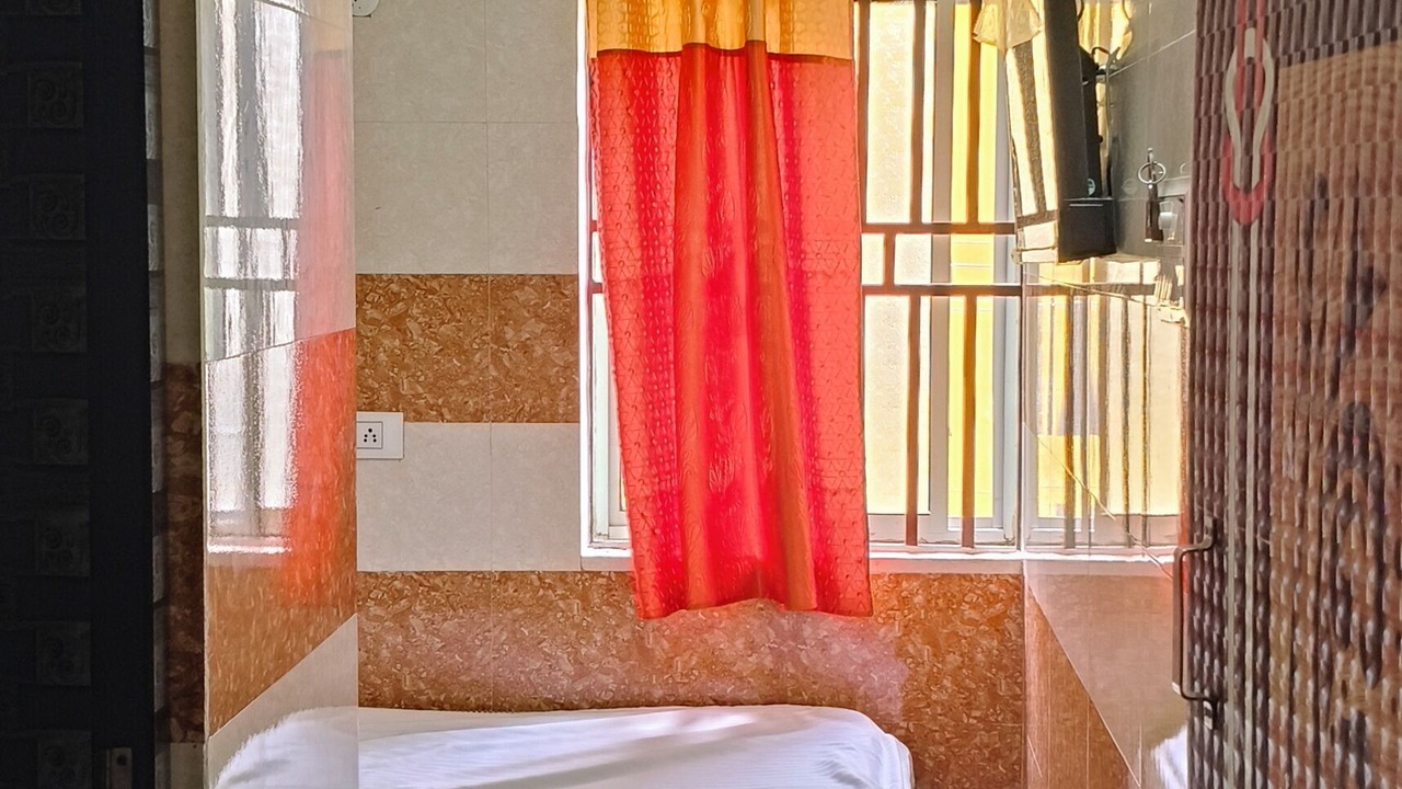 Photo of Bedroom in Sholinghur
