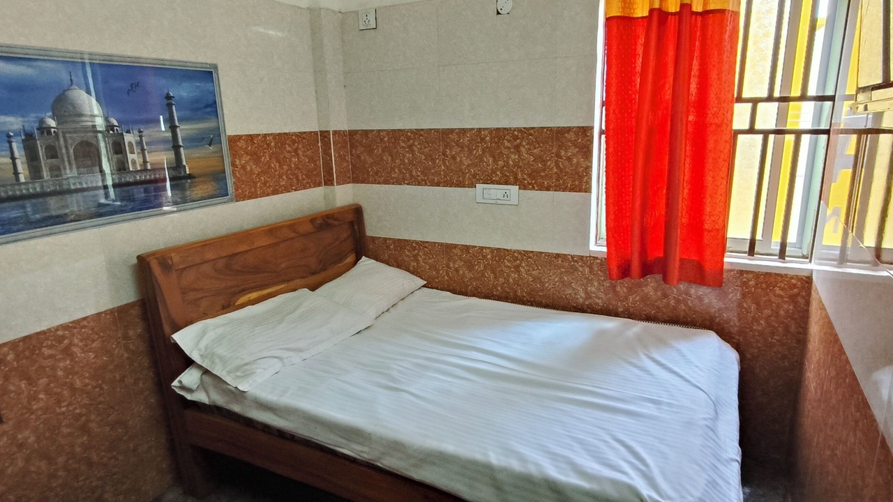 Photo of Bedroom in Sholinghur