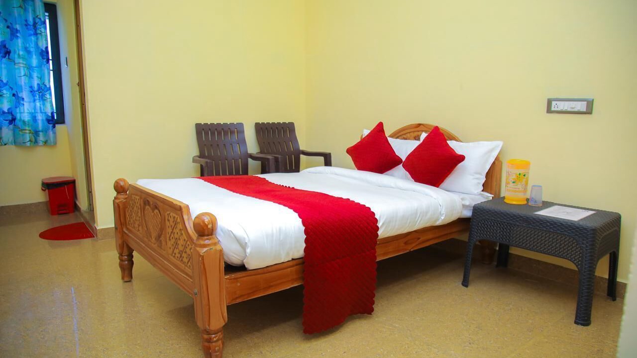 Photo of Bedroom in Usilampatti