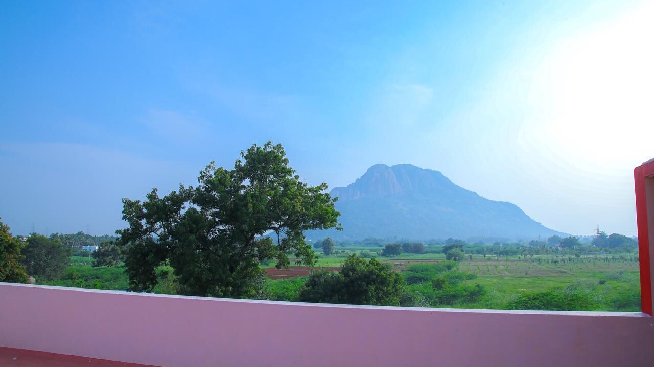 Photo of Bedroom in Usilampatti