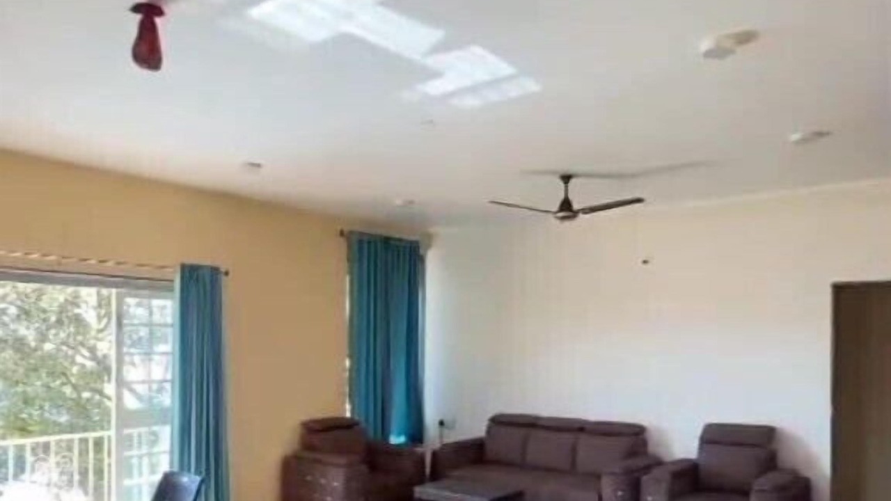 Photo of Livingroom in Bajarwadi