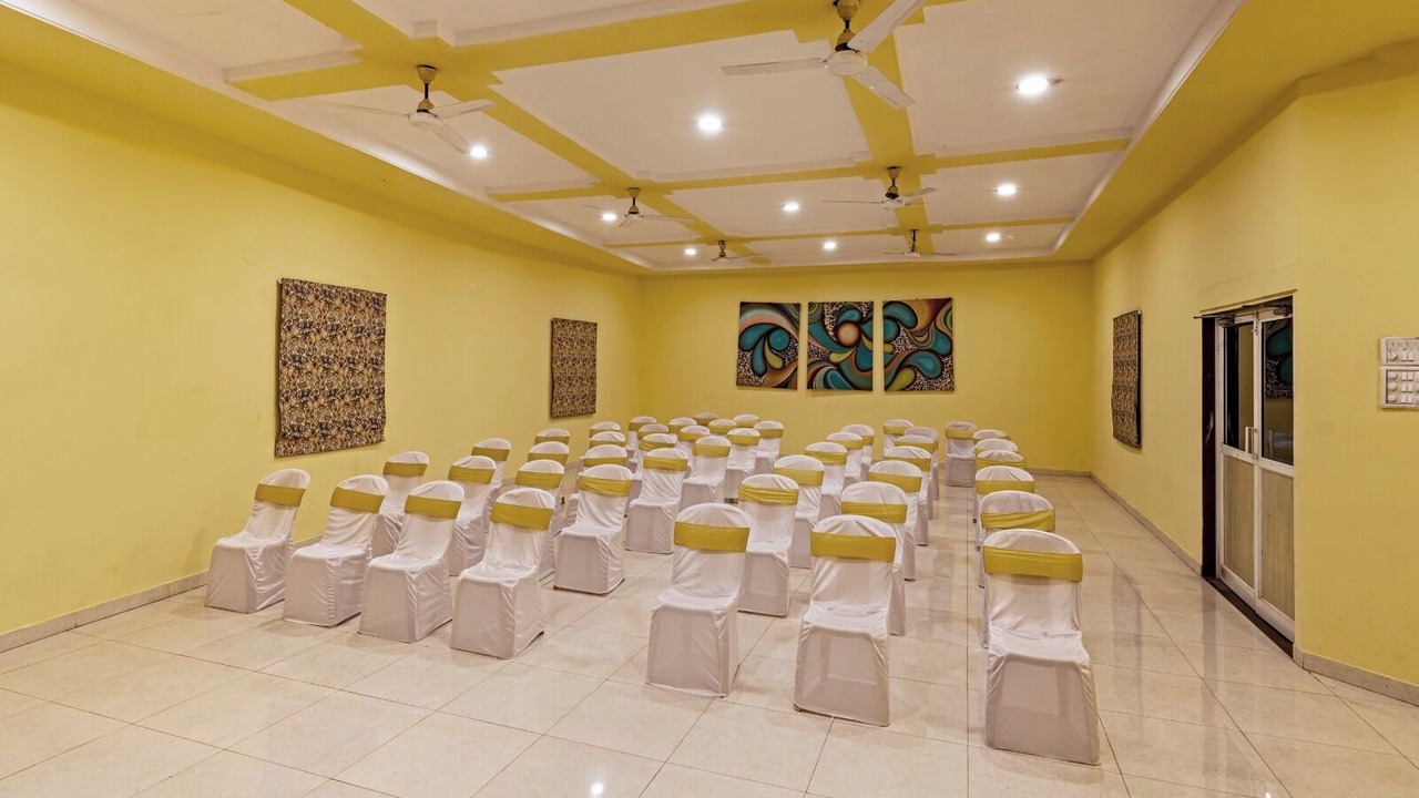Photo of Livingroom in Panhala Fort