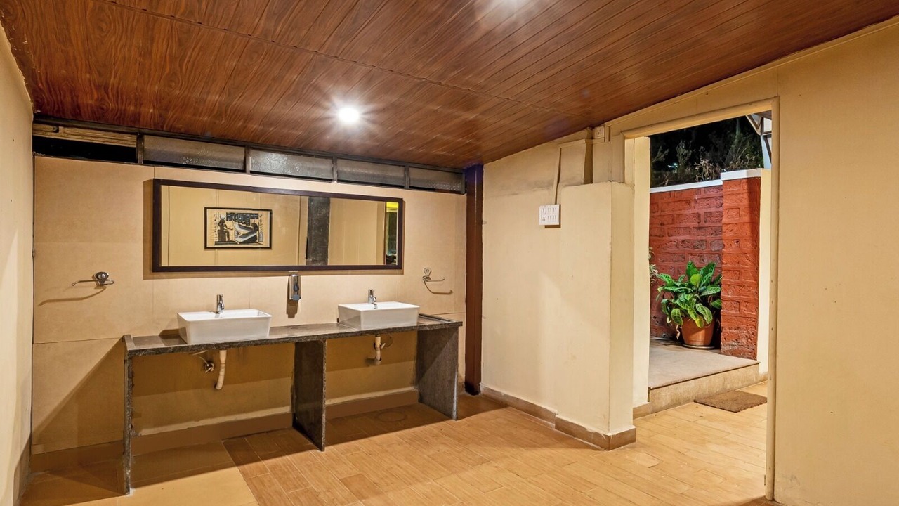 Photo of Bathroom in Panhala Fort