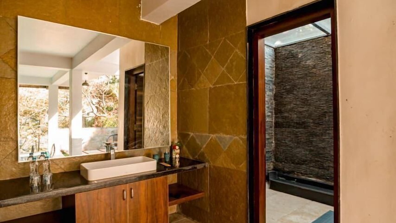 Photo of Bathroom in Madikeri