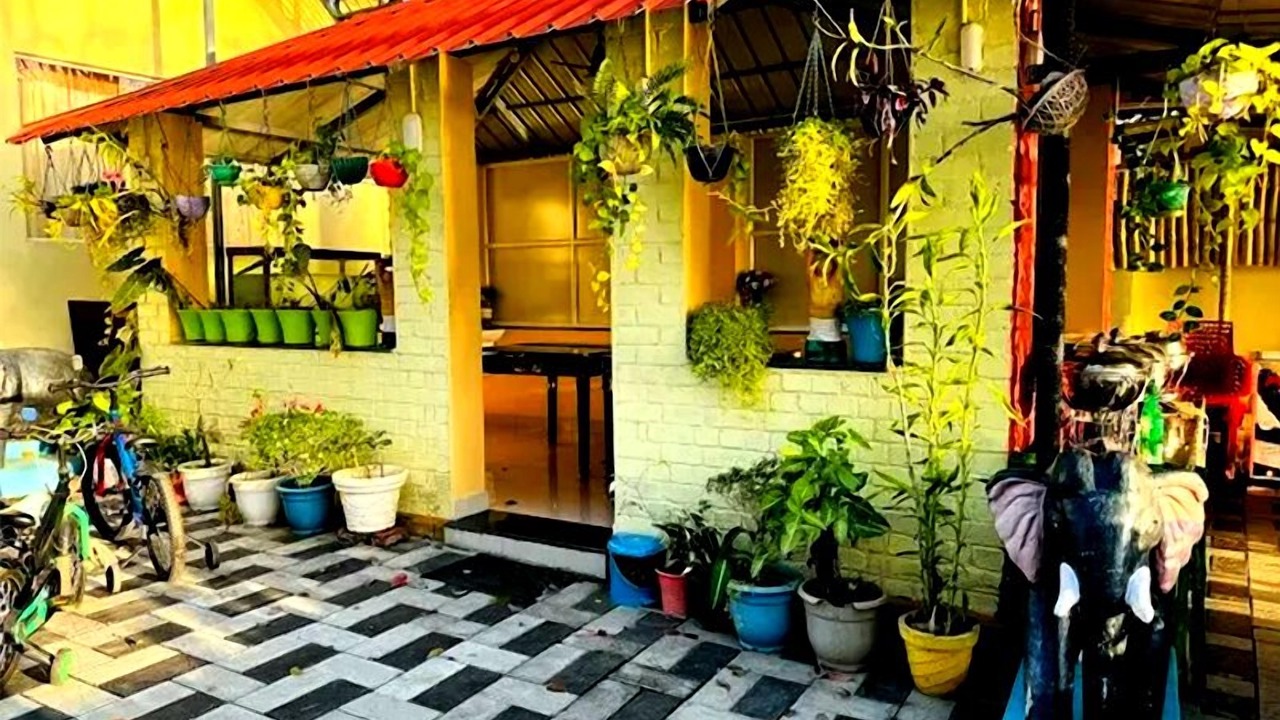 Photo of Livingroom in Chittar Lake