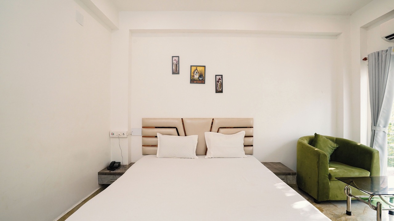 Photo of Bedroom in Mandarmani