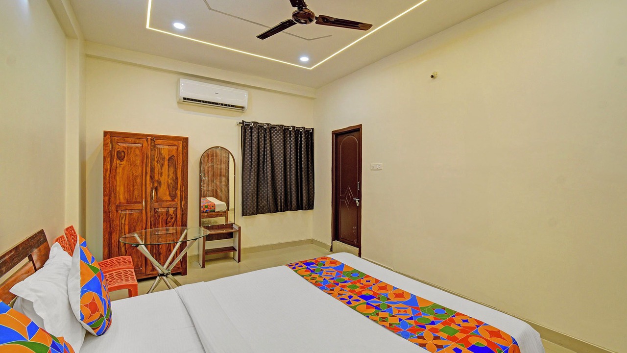 Photo of Bedroom in HITEC City