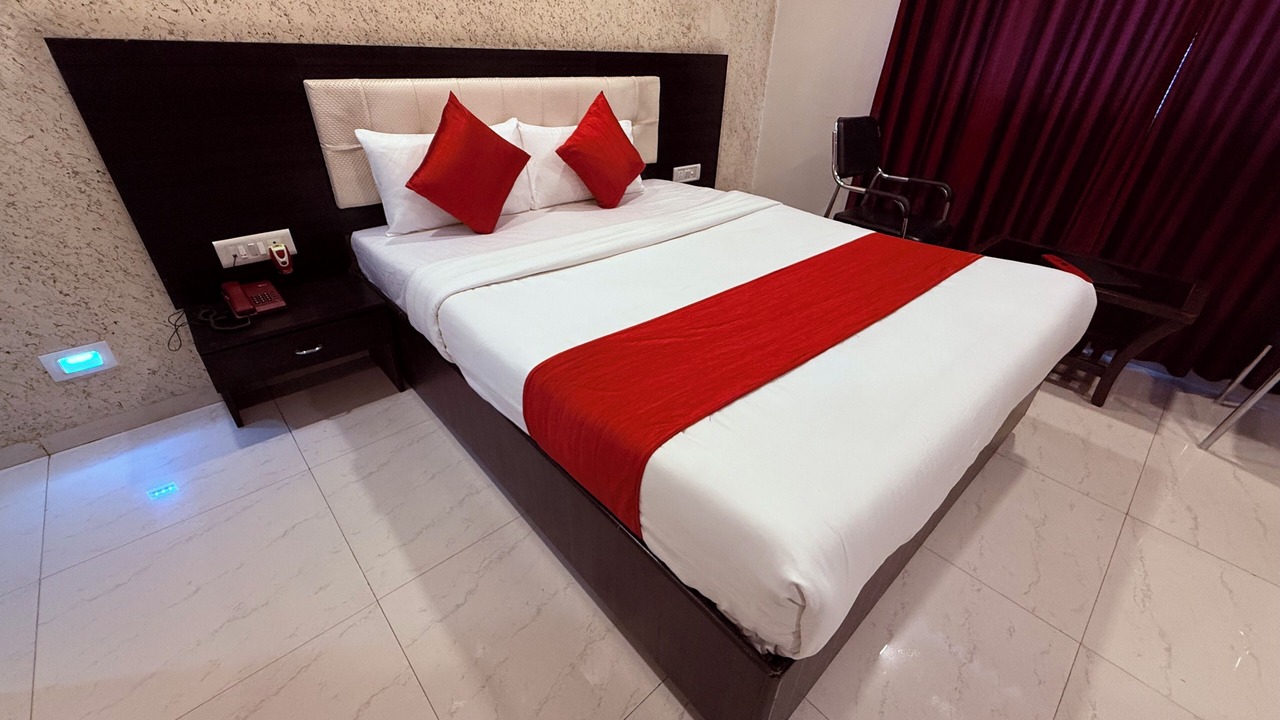 Photo of Bedroom in Rabale