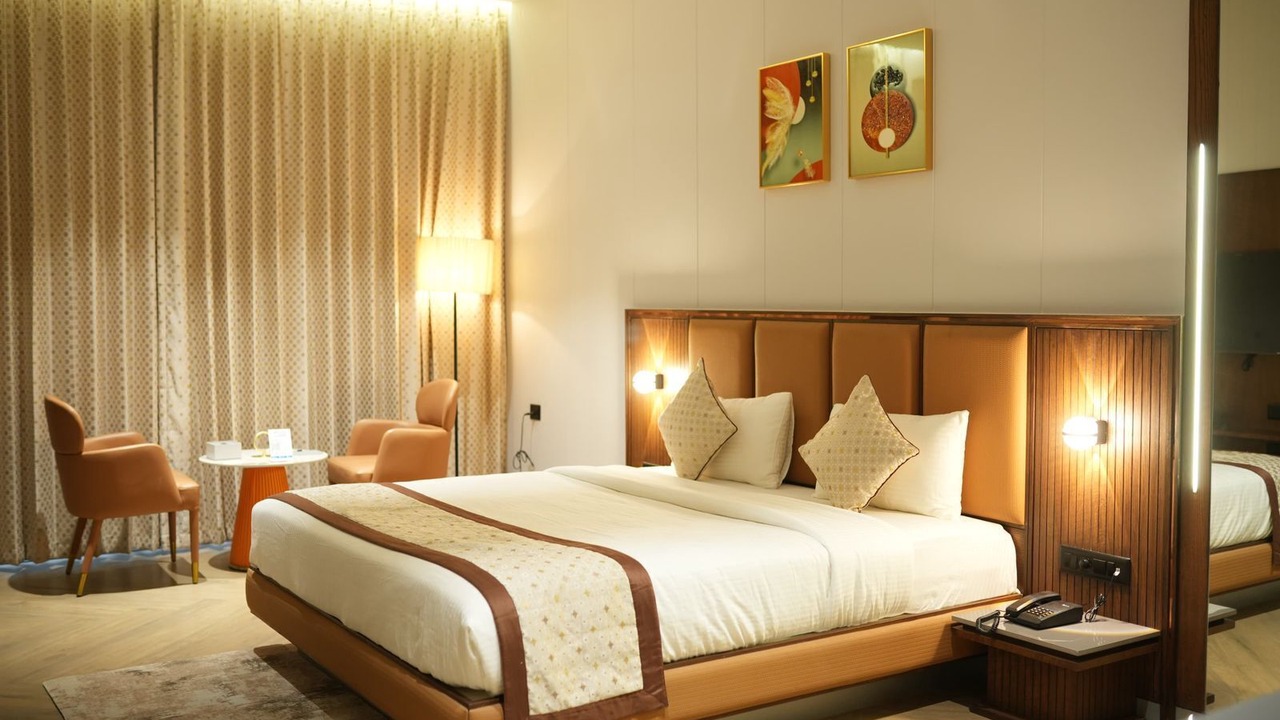 Photo of Bedroom in Pali