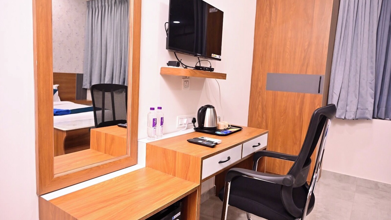 Photo of Bedroom in Karimnagar