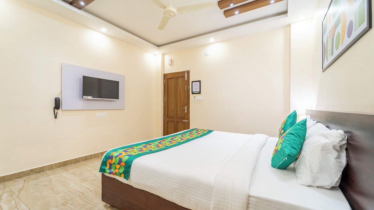 Photo of Bedroom in Thiruvananthapuram