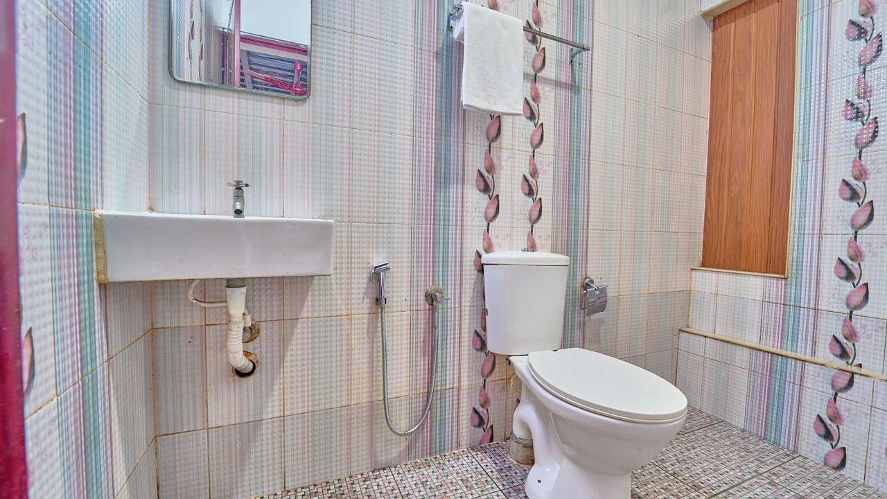 Photo of Bathroom in Mankombu
