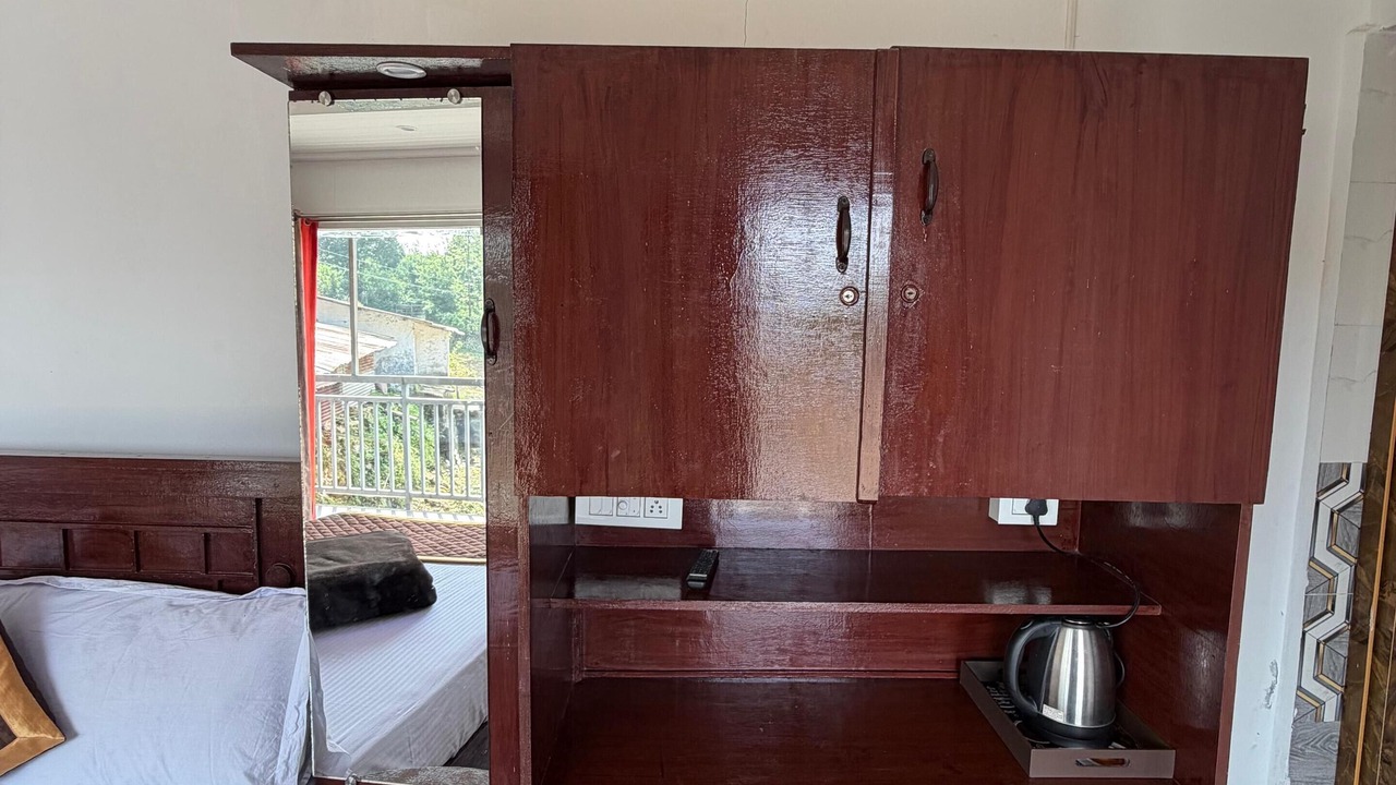 Photo of Bedroom in Valparai