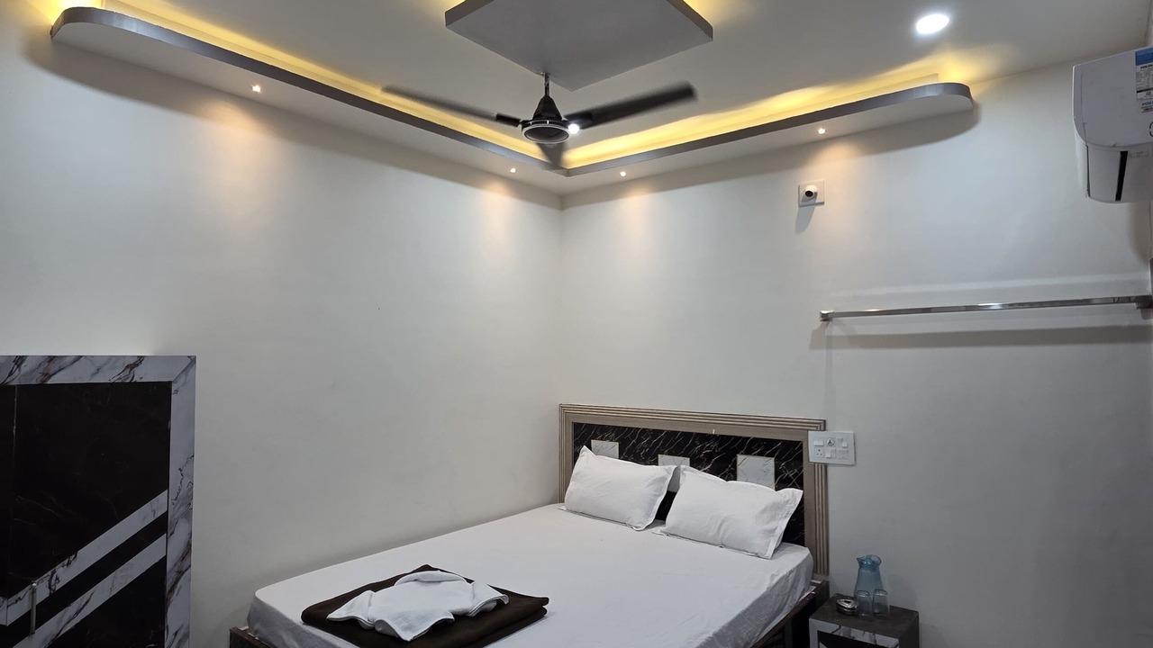 Photo of Bedroom in Puri