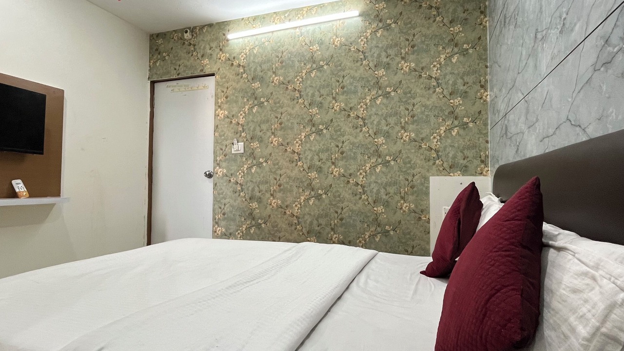 Photo of Bedroom in Gandhinagar