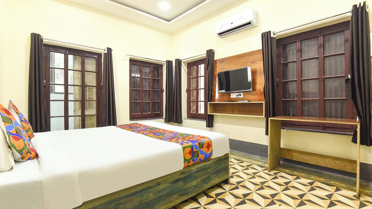 Photo of Bedroom in Ballygunge