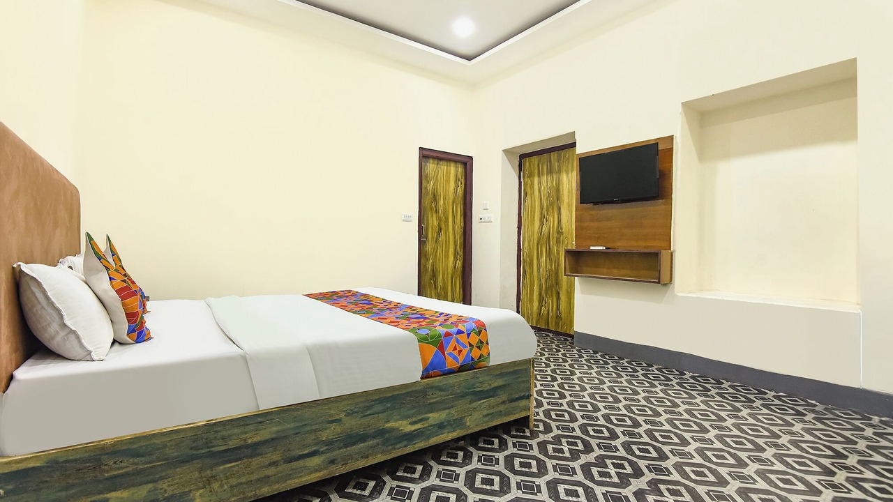 Photo of Bedroom in Ballygunge
