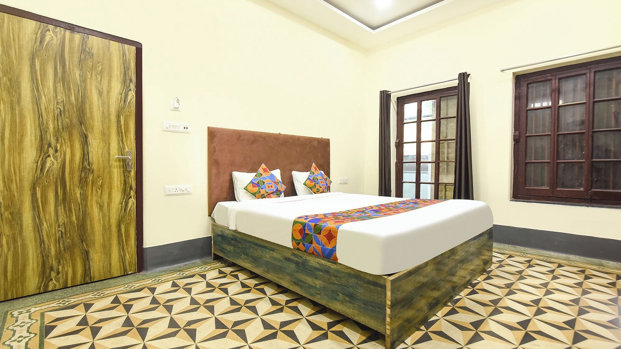 Photo of Bedroom in Ballygunge