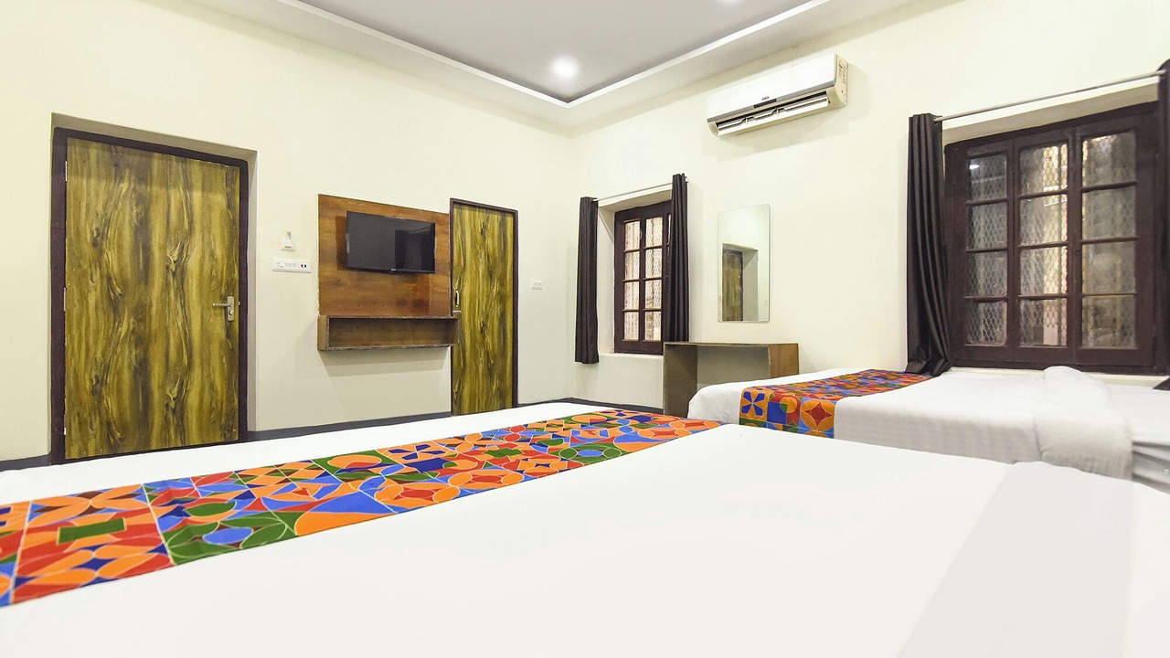 Photo of Bedroom in Ballygunge