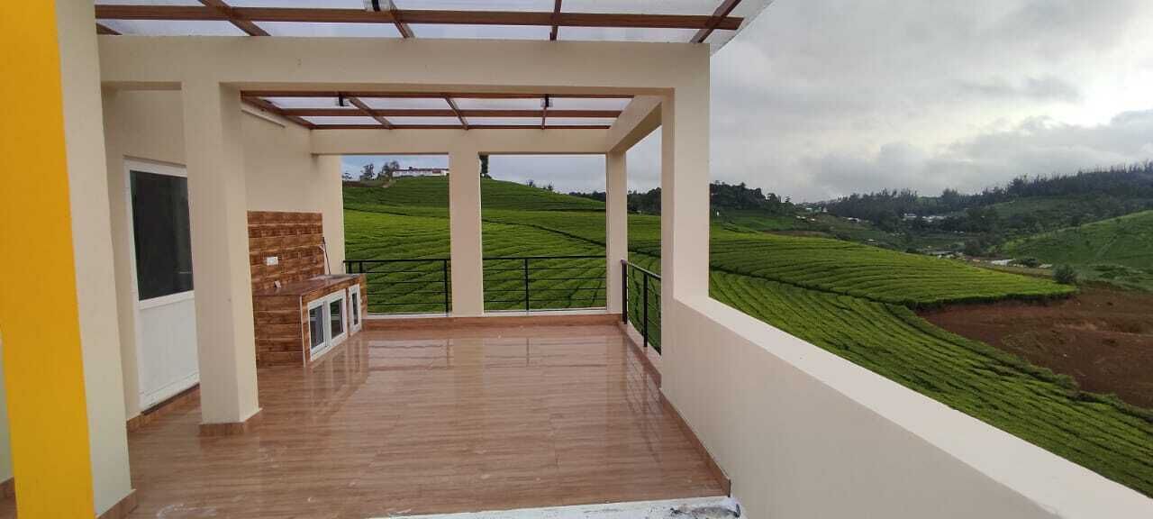 Photo of Patio Balcony in West Mere