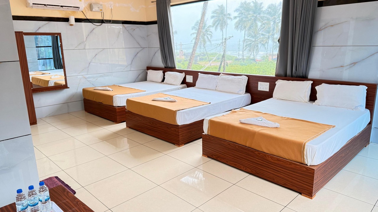 Photo of Bedroom in Murudeshwara