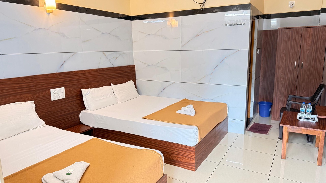 Photo of Bedroom in Murudeshwara