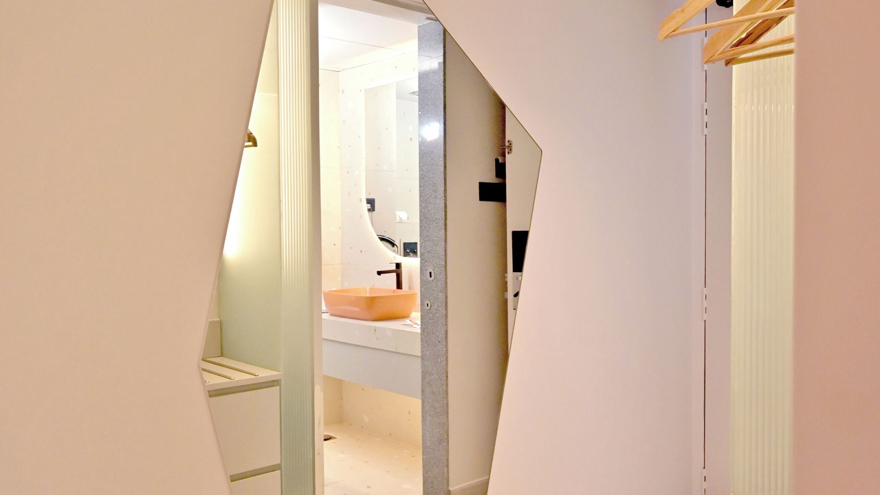Photo of Bedroom in HITEC City