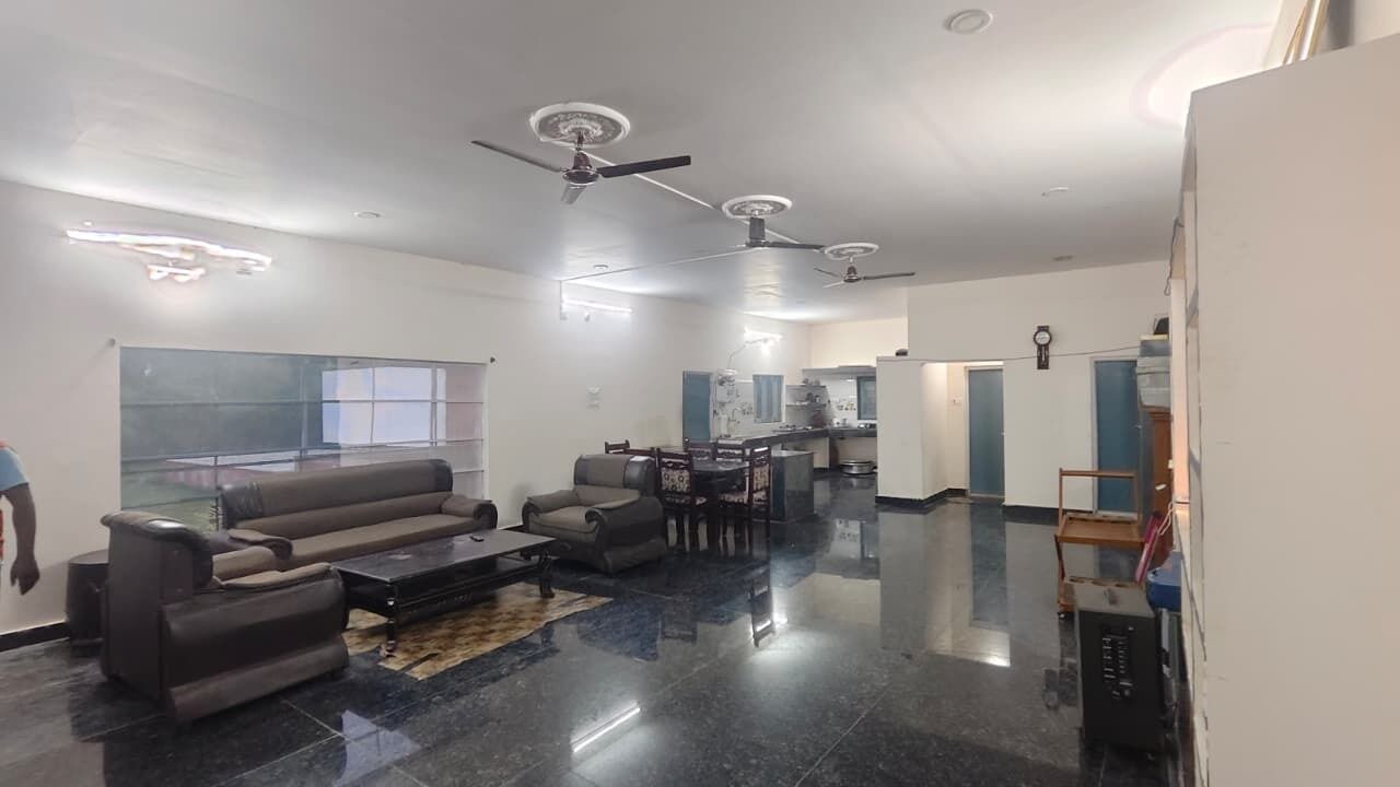 Photo of Livingroom in Bhongir