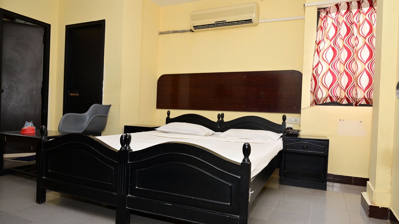 Photo of Bedroom in Mayiladuthurai
