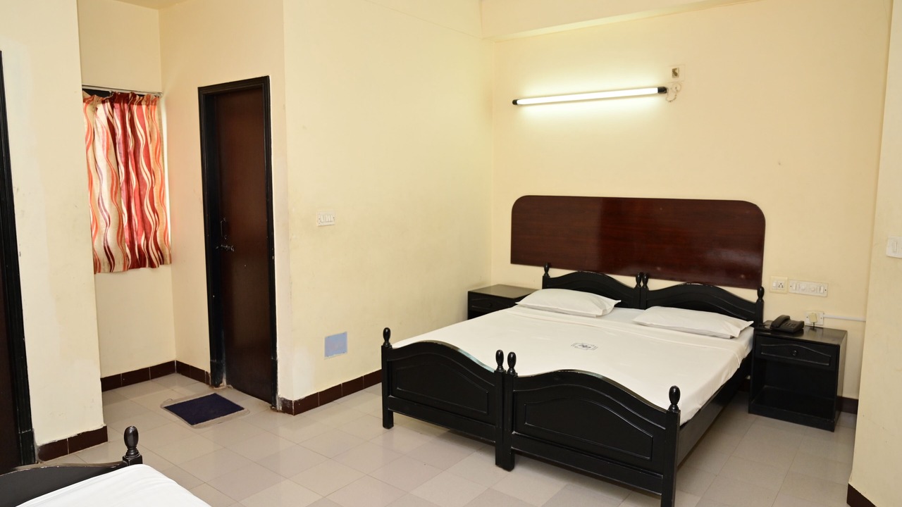 Photo of Bedroom in Mayiladuthurai