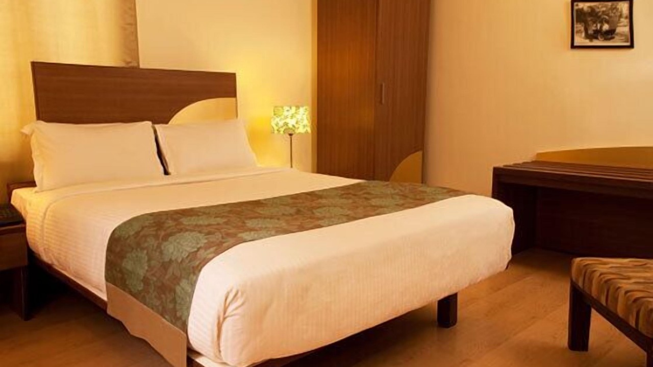 Photo of Bedroom in Mylapore Tiruvallikk