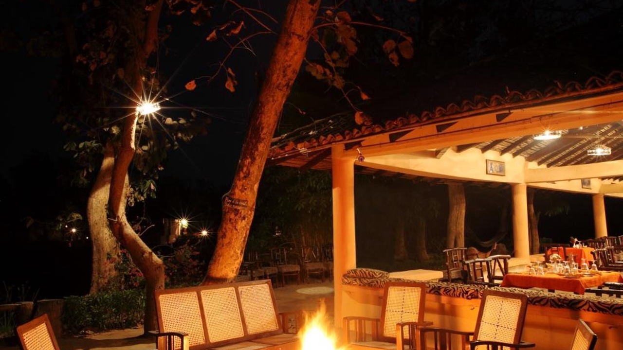 Photo of Outdoor in Mocha
