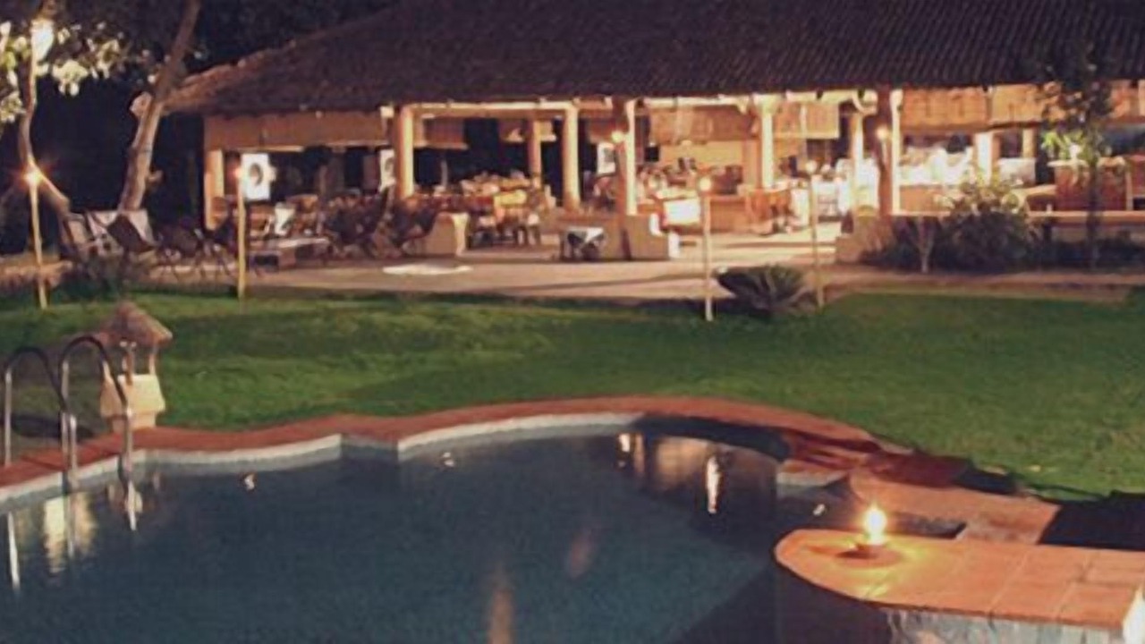 Photo of Outdoor in Mocha