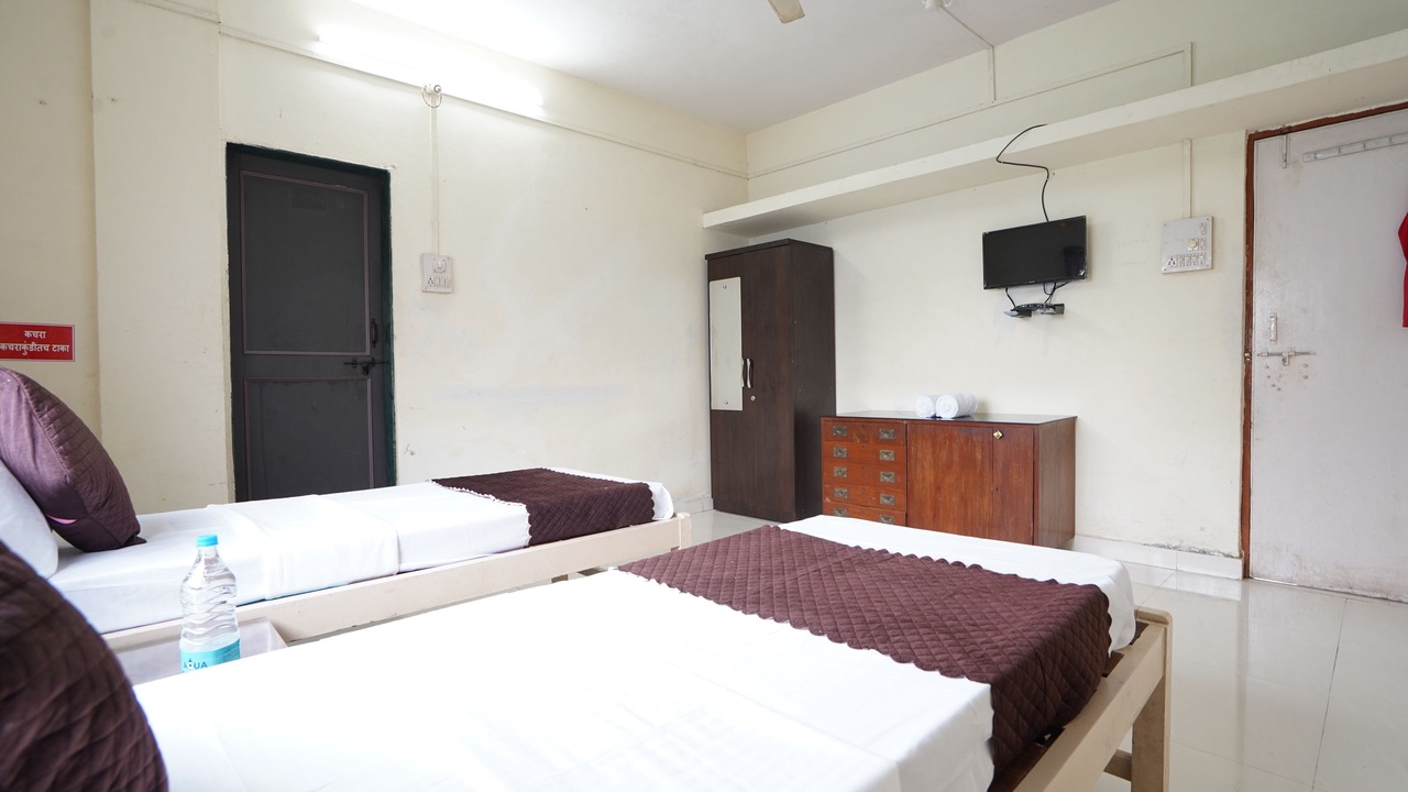 Photo of Bedroom in Kharadi
