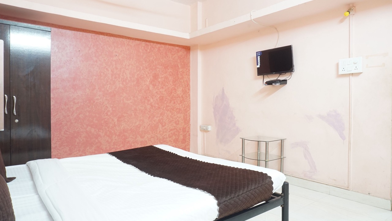 Photo of Bedroom in Kharadi