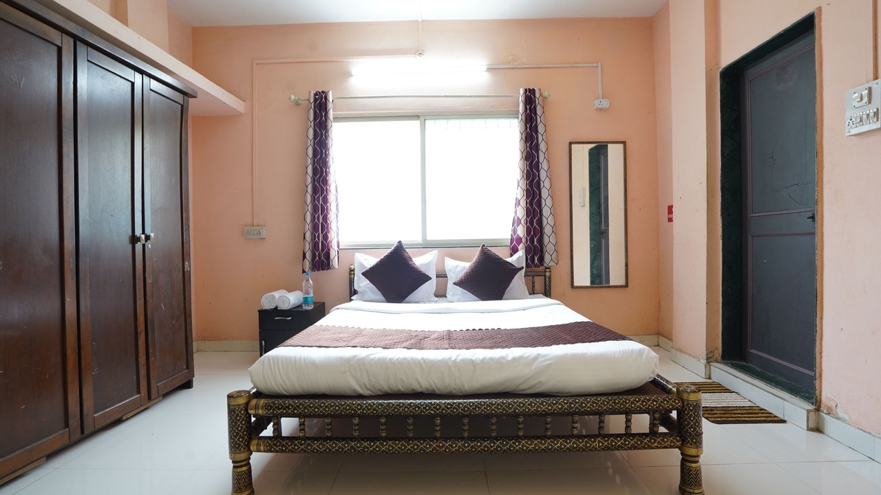 Photo of Bedroom in Kharadi
