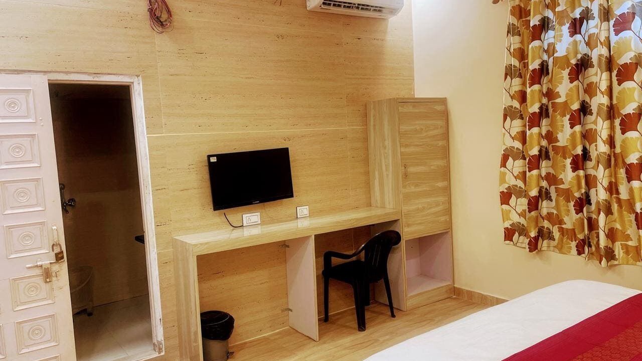 Photo of Bedroom in Khatu