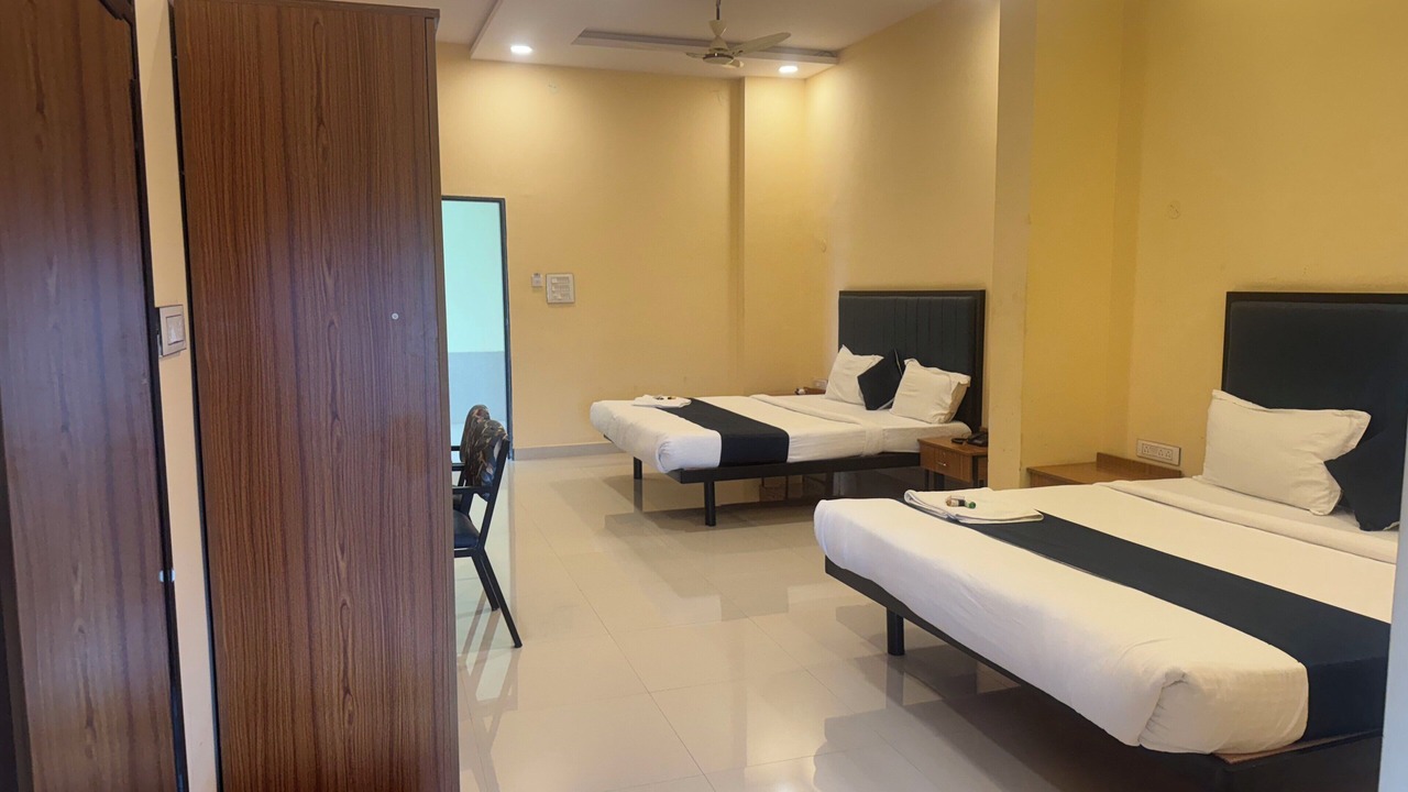 Photo of Bedroom in Mahbubnagar