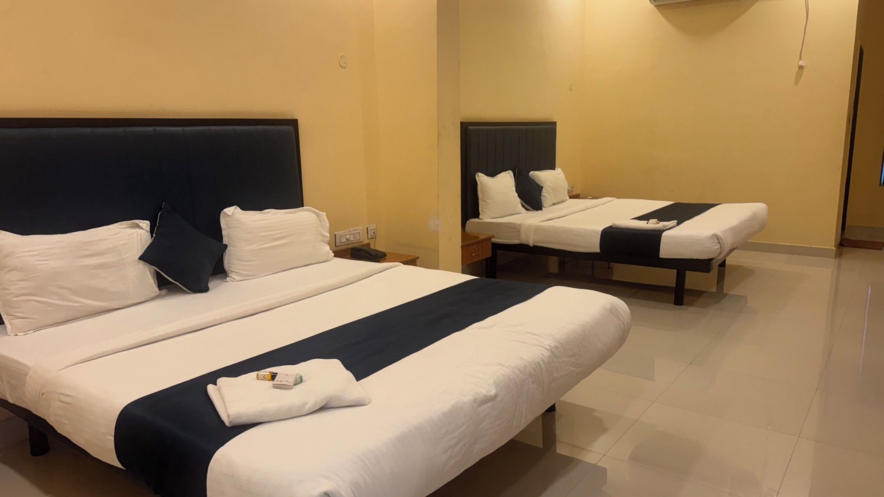 Photo of Bedroom in Mahbubnagar