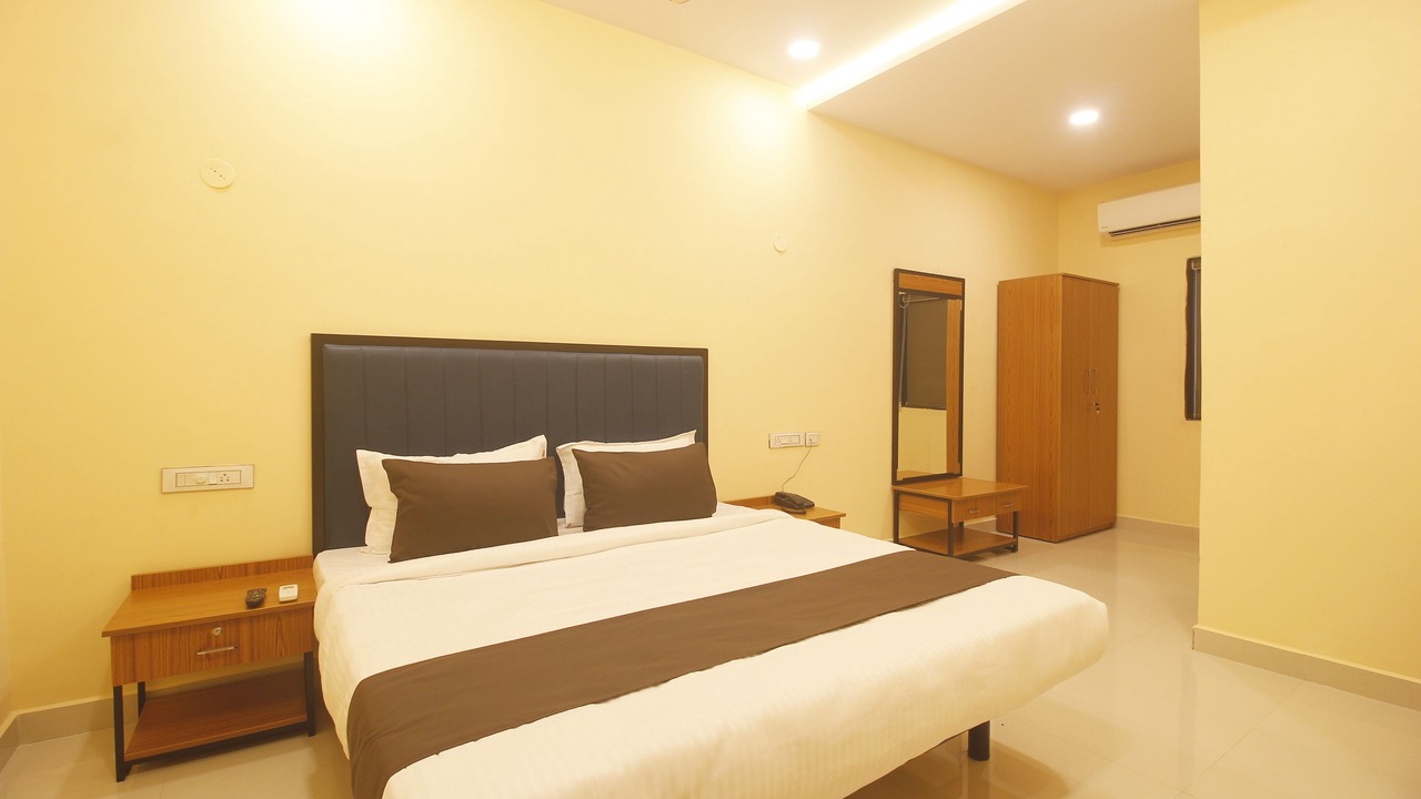 Photo of Bedroom in Mahbubnagar