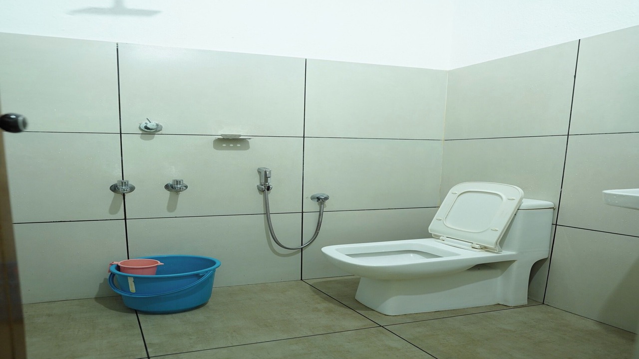 Photo of Bathroom in Parassinikadavu